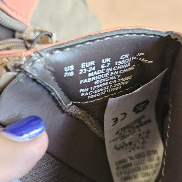Disney Raya Boots - Picture 4 of 5